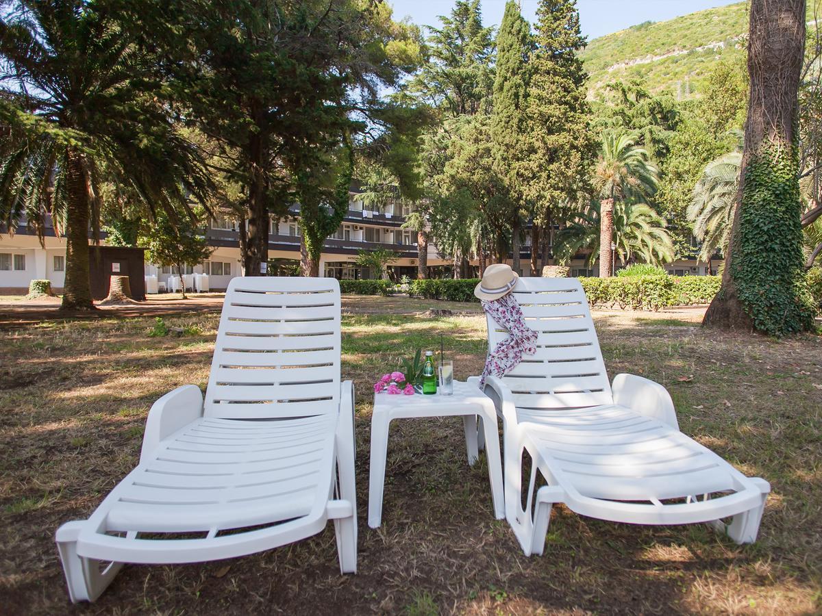 Holiday Park Vile Park Будва Экстерьер фото